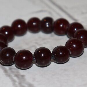 Beautiful NWOT Ceramic beaded bracelet cola red 6"